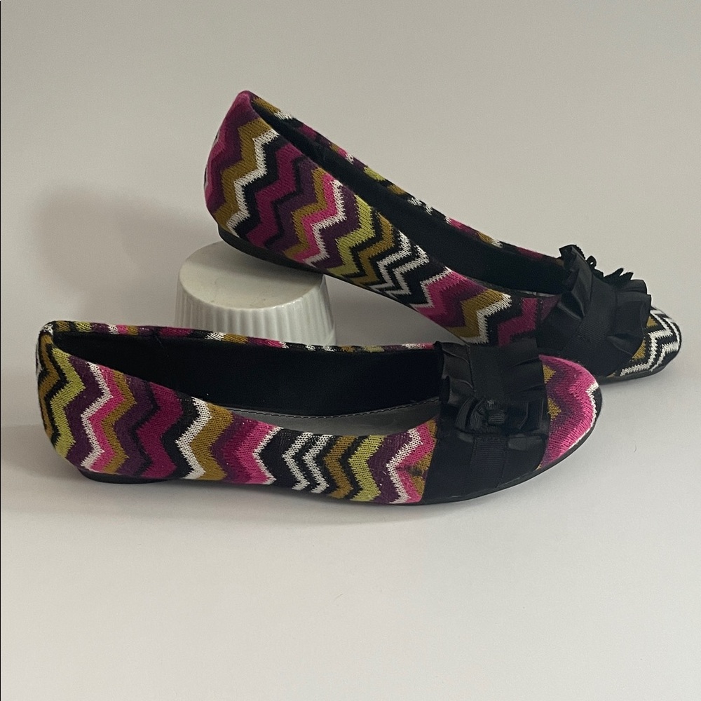 FERGALICIOUS Multicolour Knit Zigzag Flats Ribbon Accents Boho Retro Coastal